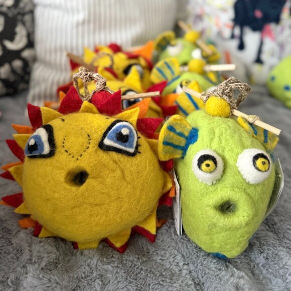 WILD WOOLIES Birdhouse Handcrafted Felt - Picture 2 of 15